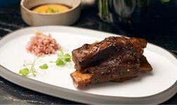 QIN Restaurant & Bar