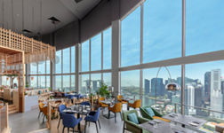 SKAI Restaurant (Swissôtel The Stamford)