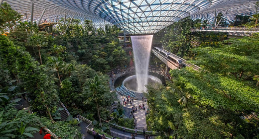 Shop, dine and relax at the world's most awarded airport 