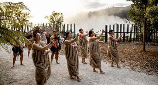 Maori Tanz in Rotorua Te Puia